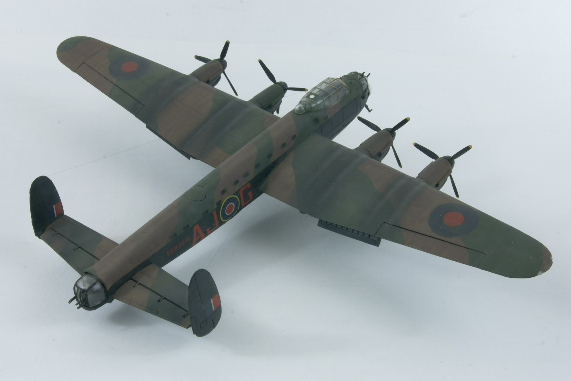 Avro lancaster biii dam buster 4 1