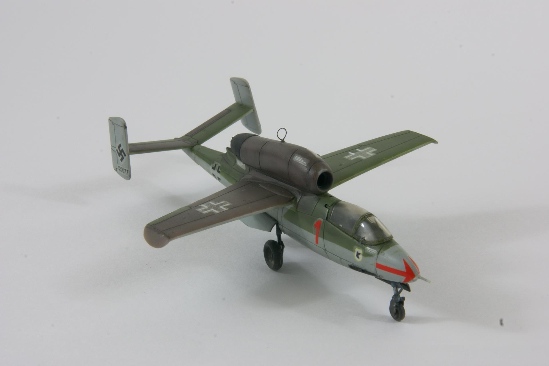 Heinkel 162a 2 4