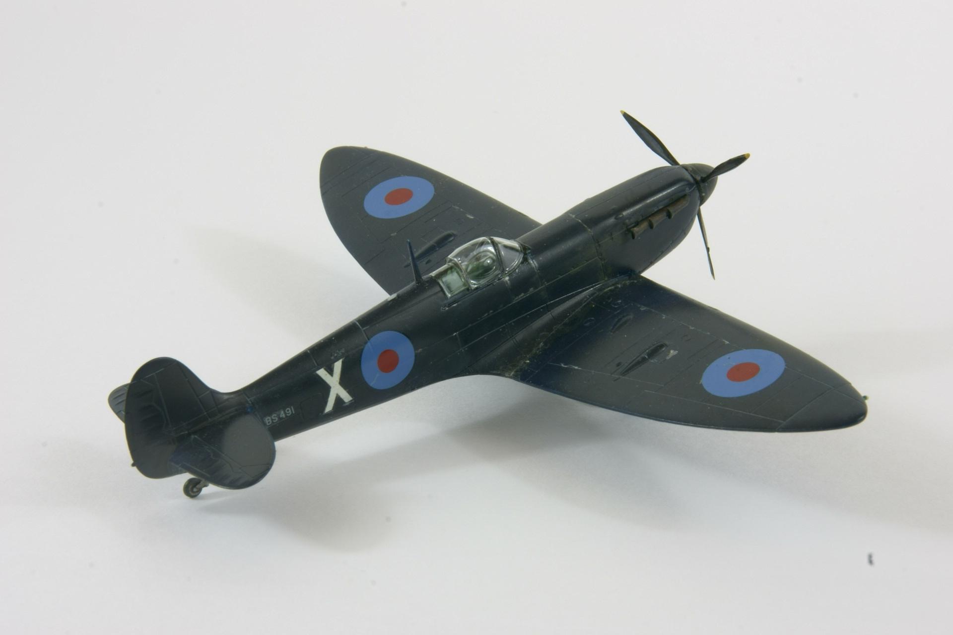 Supermarine spitfire pr iv trop 3