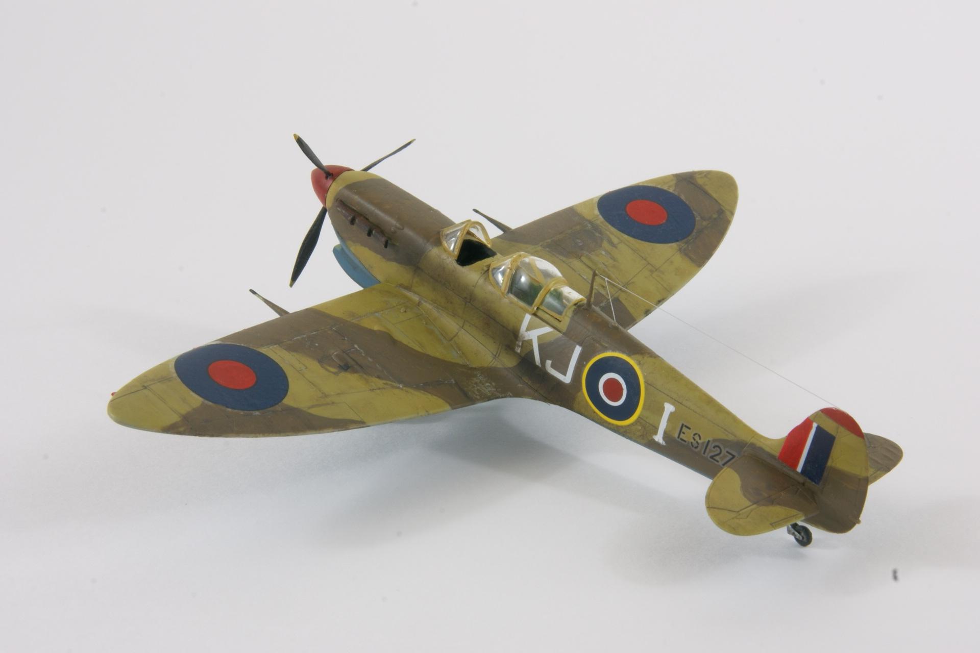 Supermarine spitfire vc trop modified 2